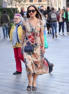 Myleene Klass feet photo thumbnail