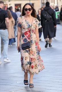 Myleene Klass feet photo thumbnail