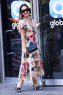 Myleene Klass feet photo thumbnail