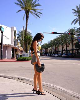 Jade Picon feet photo thumbnail