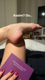 Franciely Freduzeski feet photo thumbnail