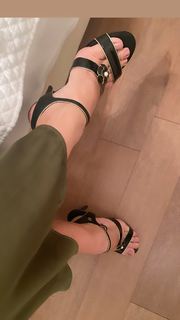 Franciely Freduzeski feet photo thumbnail