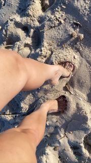 Franciely Freduzeski feet photo thumbnail