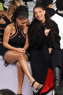 Halle Bailey feet photo thumbnail