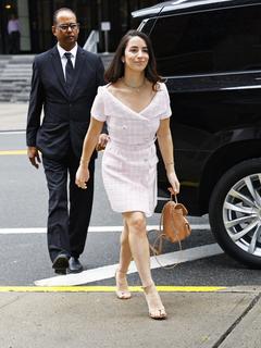 Aly Raisman feet photo thumbnail
