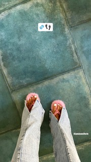 Karrueche Tran feet photo thumbnail