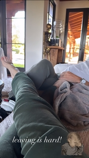 LeAnn Rimes feet photo thumbnail