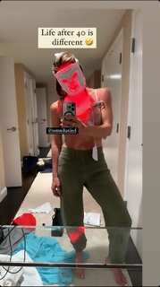 Katharine McPhee feet photo thumbnail