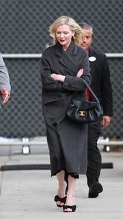 Kirsten Dunst feet photo thumbnail
