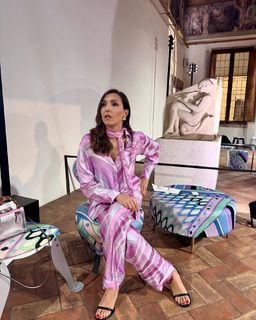 Caterina Balivo feet photo thumbnail