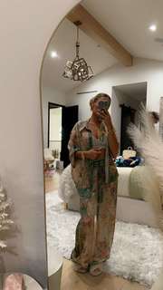 Jena Frumes feet photo thumbnail