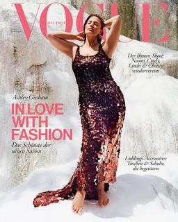 Ashley Graham feet photo thumbnail