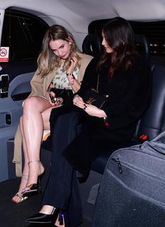 Lily James feet photo thumbnail