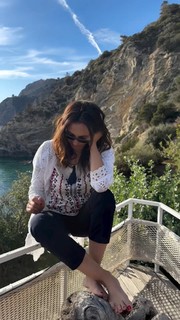 Caterina Balivo feet photo thumbnail