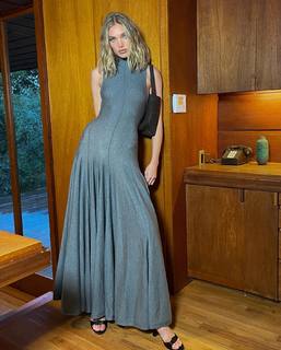 Elsa Hosk feet photo thumbnail