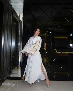 Haifa Wehbe feet photo thumbnail