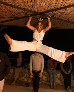 Lola Weippert feet photo thumbnail