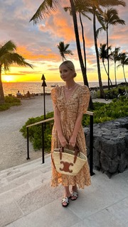 Sarah Michelle Gellar feet photo thumbnail