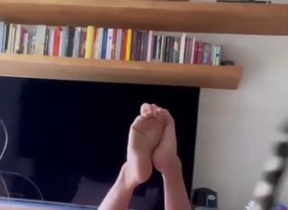 Grazi Massafera feet photo thumbnail