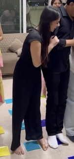Jannat Zubair Rahmani feet photo thumbnail