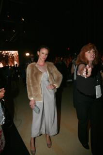 Juliette Lewis feet photo 5