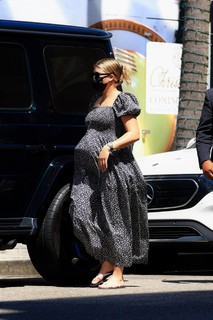 Sofia Richie feet photo 5