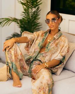 Jena Frumes feet photo thumbnail