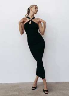 Karolina Pisarek feet photo thumbnail