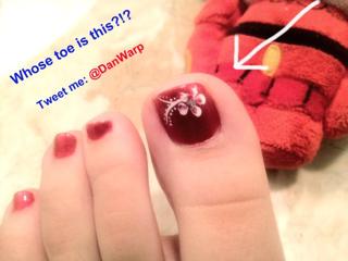Jennette McCurdy feet photo thumbnail