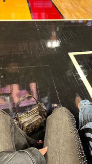Camila Cabello feet photo thumbnail