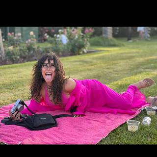 Vanessa Hudgens feet photo thumbnail