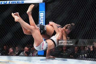 Holly Holm feet photo thumbnail