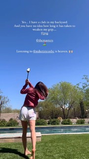 Danica Patrick feet photo thumbnail