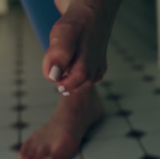 Jessica Lowndes feet photo thumbnail