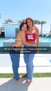 Natalie Noel Mariduena feet photo thumbnail