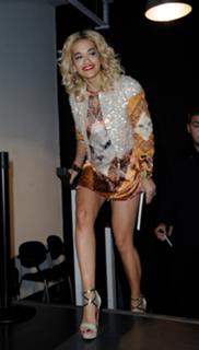 Rita Ora feet photo thumbnail