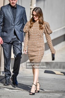 Riley Keough feet photo thumbnail