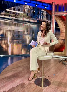 Caterina Balivo feet photo thumbnail