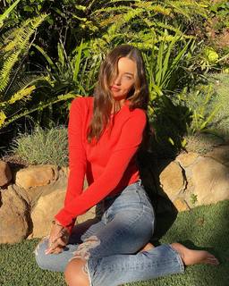 Miranda Kerr feet photo thumbnail
