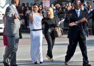 Megan Fox feet photo thumbnail