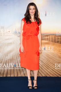 Rachel Weisz feet photo thumbnail