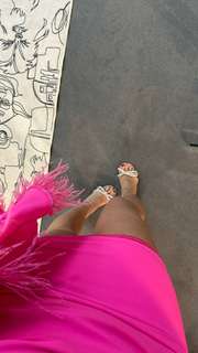 Natalie Noel Mariduena feet photo thumbnail