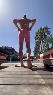 Diana Naborskaya feet photo thumbnail