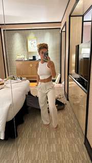 Jena Frumes feet photo thumbnail