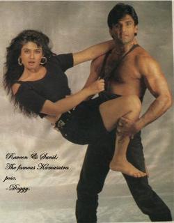 Raveena Tandon feet photo thumbnail