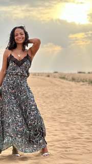 Christina Milian feet photo thumbnail