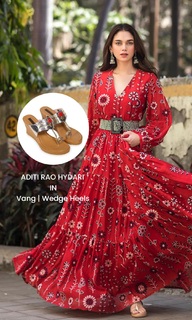 Aditi Rao Hydari feet photo thumbnail