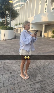 Corinna Kopf feet photo thumbnail