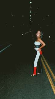 Natalie Noel Mariduena feet photo thumbnail