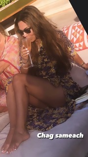 Vanessa Marcil feet photo 3
